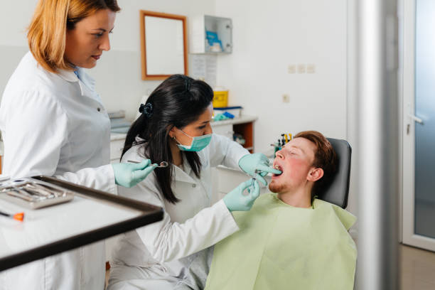 Best Broken or Cracked Tooth Emergency Dentist in Lake Vla, IL